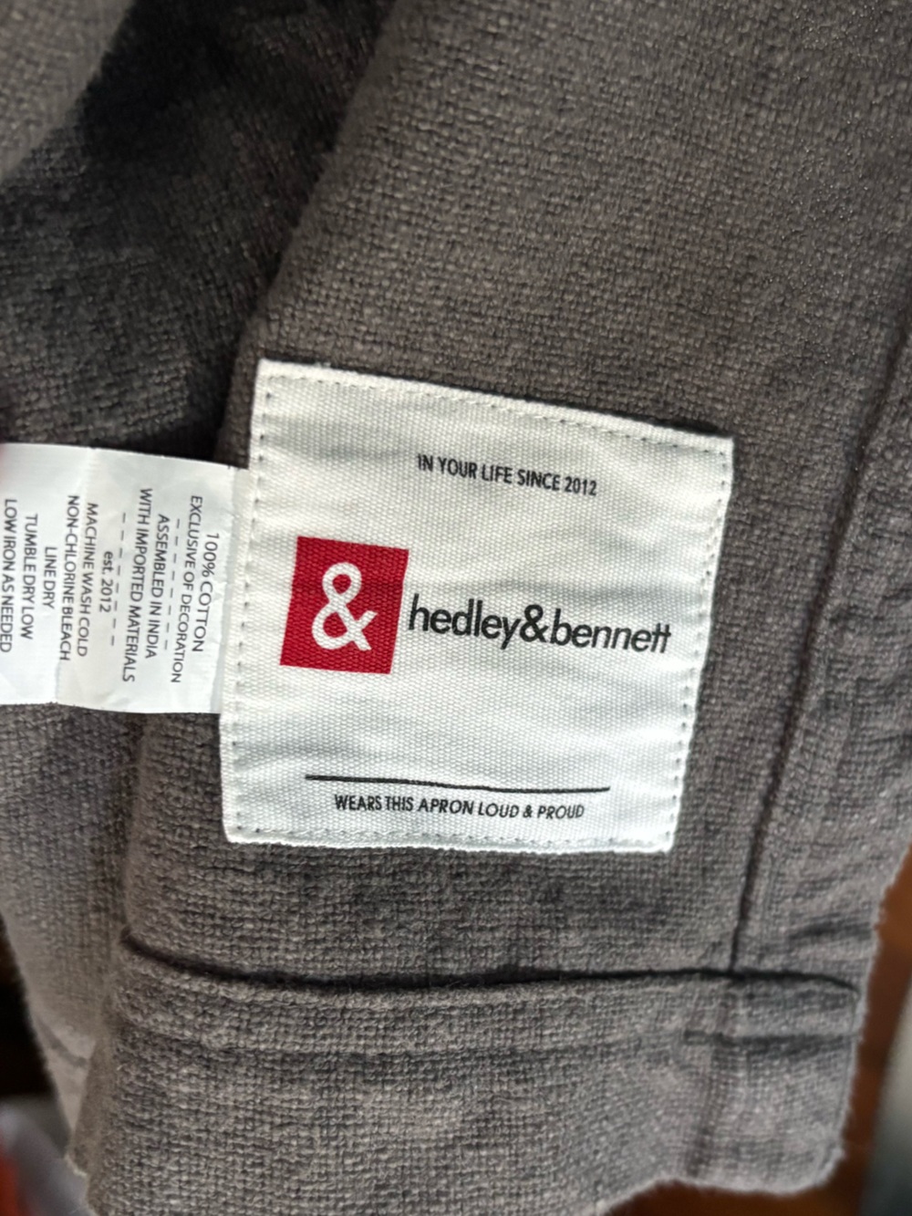 Hedley & Bennett Luca Bib Apron | Charcoal Grey Cotton | Gently Used - Picture 5 of 7